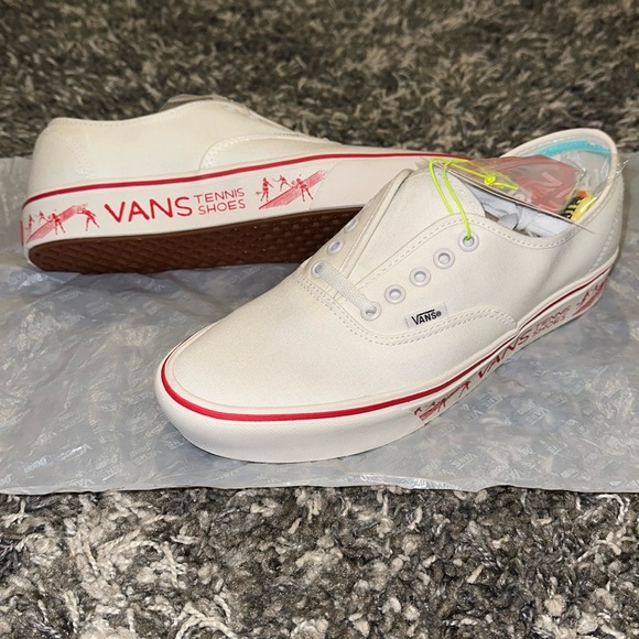 New VANS Comfycush Authentic PENN Tennis shoes in Blanc De Blanc / Red - Picture 3 of 16